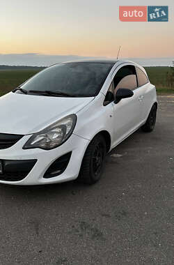 Хэтчбек Opel Corsa 2014 в Прилуках