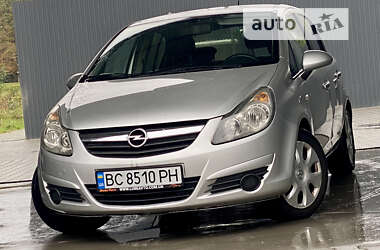 Хетчбек Opel Corsa 2010 в Дрогобичі