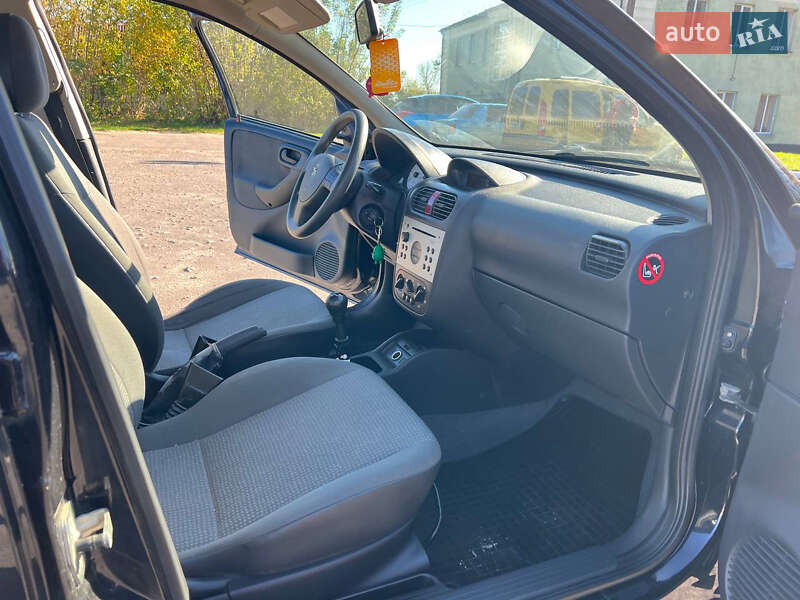 Хэтчбек Opel Corsa 2005 в Дубно фото 20 Хэтчбек Opel Corsa 2005 в Дубно
