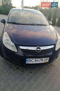 Хэтчбек Opel Corsa 2009 в 