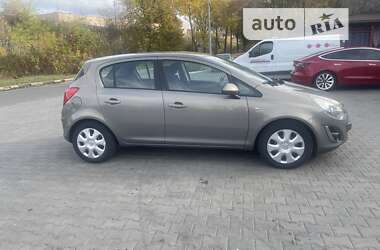 Хетчбек Opel Corsa 2011 в Луцьку