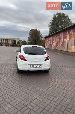 Хетчбек Opel Corsa 2009 в Кам'янському