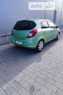 Хэтчбек Opel Corsa 2010 в Ивано-Франковске