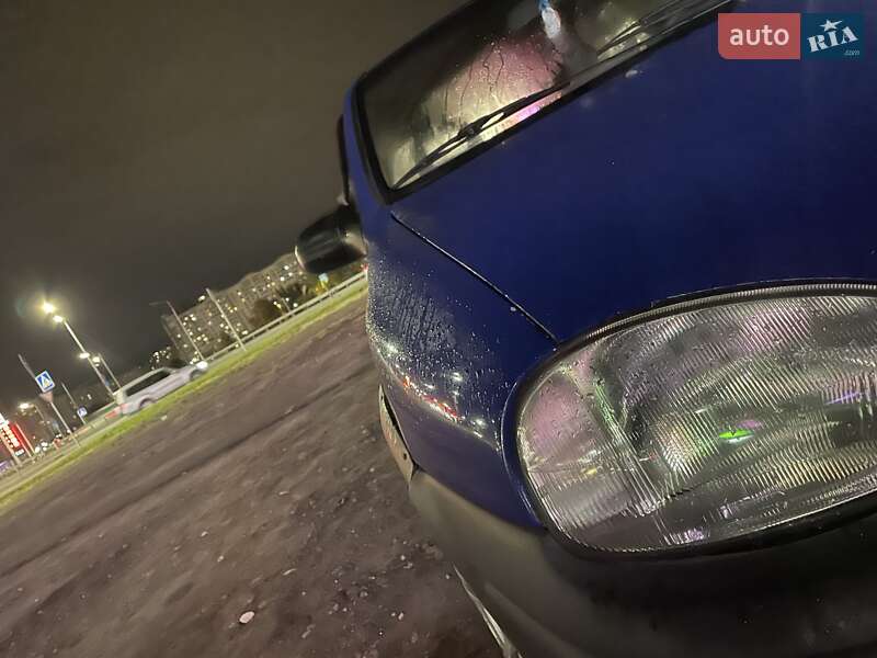 Хэтчбек Opel Corsa 1995 в Верхнеднепровске