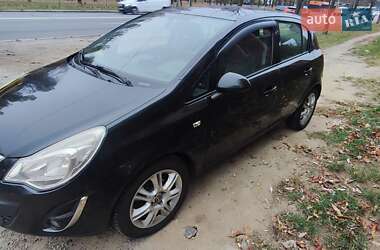 Хетчбек Opel Corsa 2013 в Києві