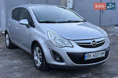 Хэтчбек Opel Corsa 2012 в Ровно