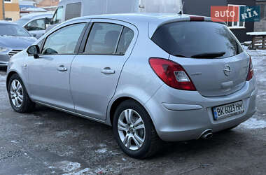 Хэтчбек Opel Corsa 2012 в Ровно