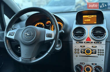 Хэтчбек Opel Corsa 2012 в Ровно