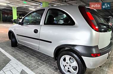 Хетчбек Opel Corsa 2002 в Києві