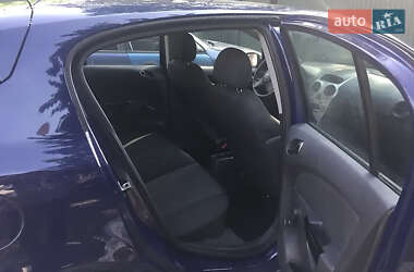 Хэтчбек Opel Corsa 2009 в 