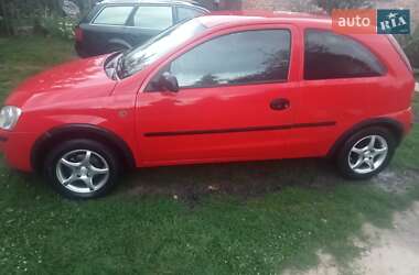Хэтчбек Opel Corsa 2003 в 