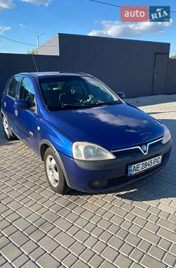 Хэтчбек Opel Corsa 2003 в Днепре