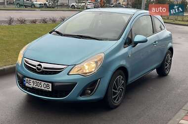 Хетчбек Opel Corsa 2012 в Дніпрі