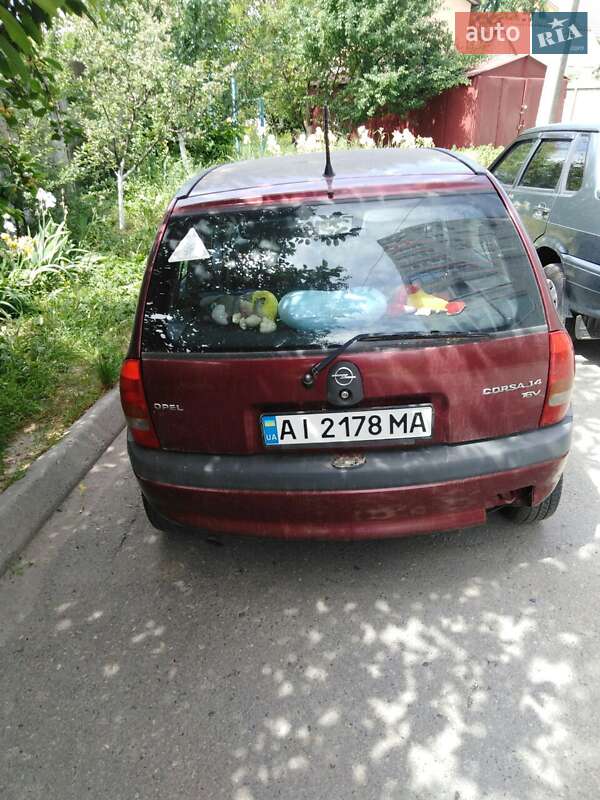 Хетчбек Opel Corsa 2000 в Білій Церкві