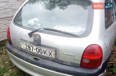 Хэтчбек Opel Corsa 1999 в Василькове