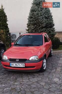 Хетчбек Opel Corsa 1999 в Самборі