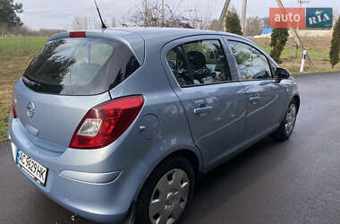 Хэтчбек Opel Corsa 2008 в 