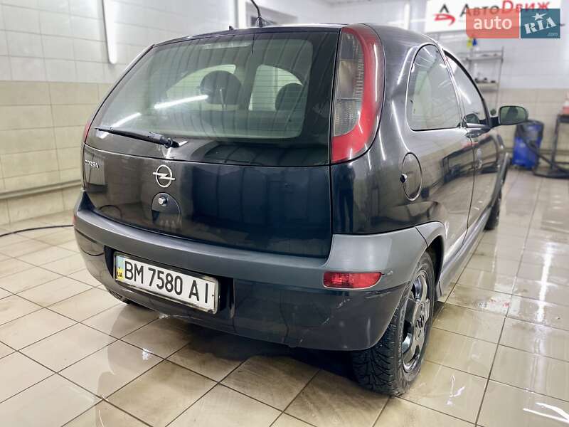 Хэтчбек Opel Corsa 2003 в Сумах