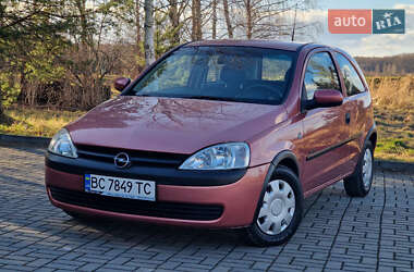 Хэтчбек Opel Corsa 2001 в Дрогобыче