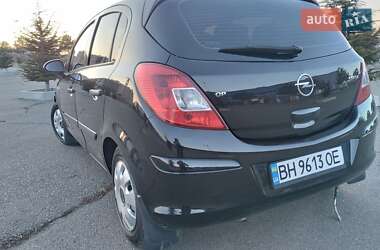 Хэтчбек Opel Corsa 2007 в Одессе