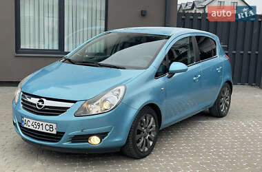 Хэтчбек Opel Corsa 2010 в Луцке