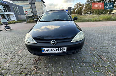 Хэтчбек Opel Corsa 2004 в 