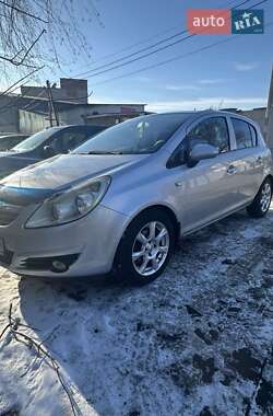 Хэтчбек Opel Corsa 2008 в Ровно