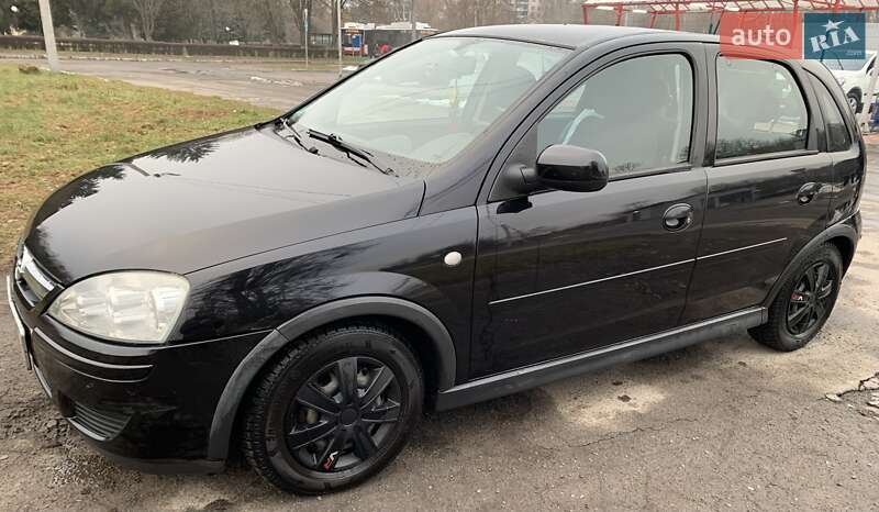 Хетчбек Opel Corsa 2005 в Луцьку