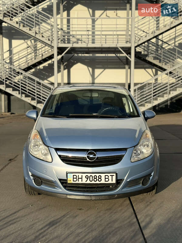 Хэтчбек Opel Corsa 2008 в Одессе