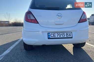 Хэтчбек Opel Corsa 2012 в Черновцах