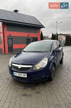 Хетчбек Opel Corsa 2010 в Івано-Франківську