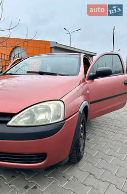 Хэтчбек Opel Corsa 2001 в 