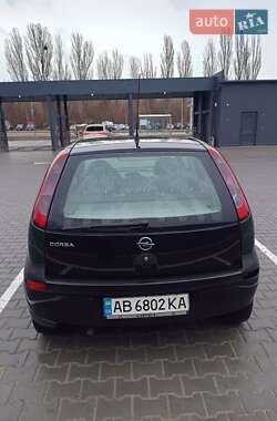 Хэтчбек Opel Corsa 2001 в 