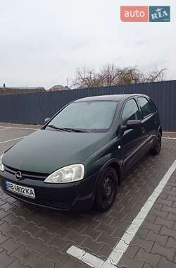 Хэтчбек Opel Corsa 2001 в 