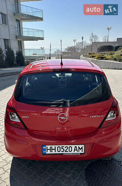Хэтчбек Opel Corsa 2008 в 