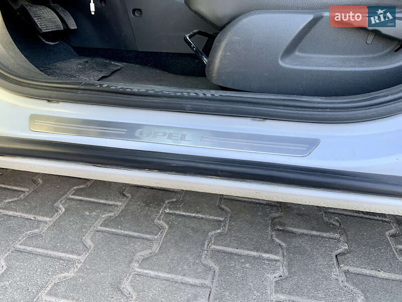 Хетчбек Opel Corsa 2012 в Боярці