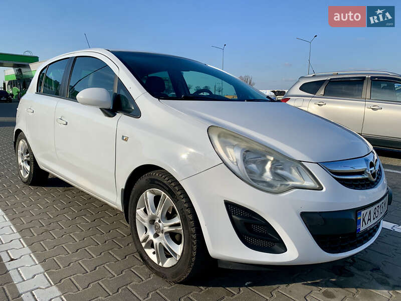 Хетчбек Opel Corsa 2012 в Боярці