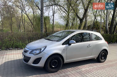Хэтчбек Opel Corsa 2014 в 