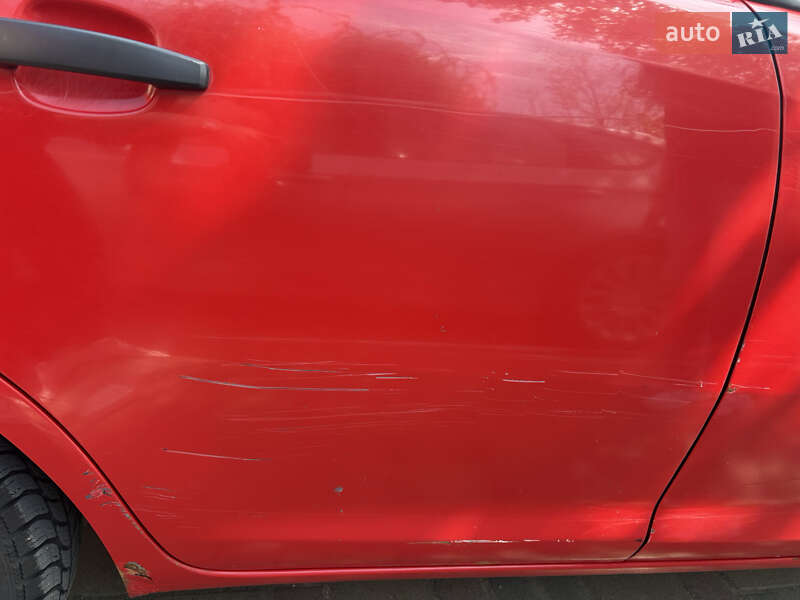 Хэтчбек Opel Corsa 2009 в Гайсине