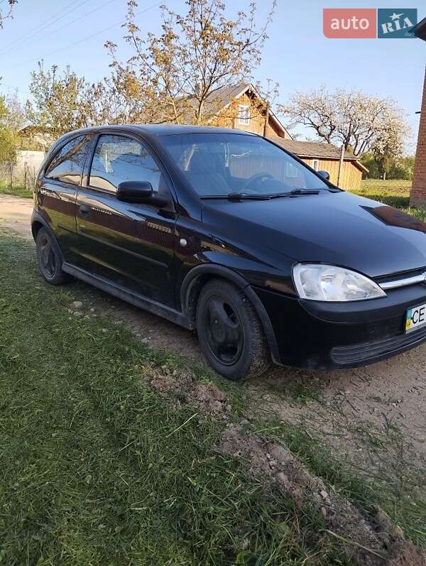Хетчбек Opel Corsa 2002 в Чернівцях