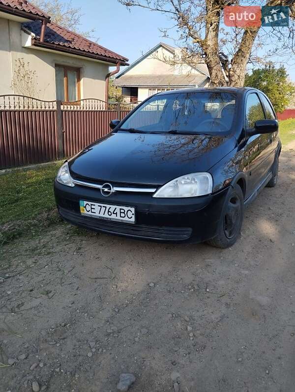Хетчбек Opel Corsa 2002 в Чернівцях