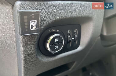 Хэтчбек Opel Corsa 2012 в 