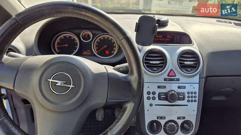 Хэтчбек Opel Corsa 2011 в Луцке фото 19 Хэтчбек Opel Corsa 2011 в Луцке