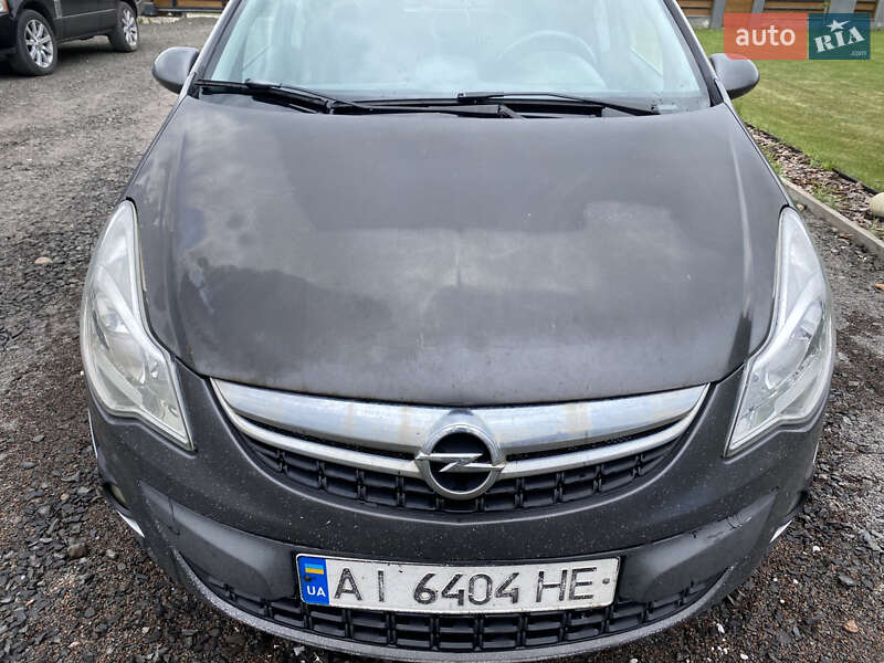 Хэтчбек Opel Corsa 2012 в Луцке
