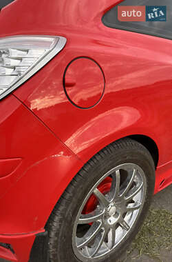 Хэтчбек Opel Corsa 2009 в 