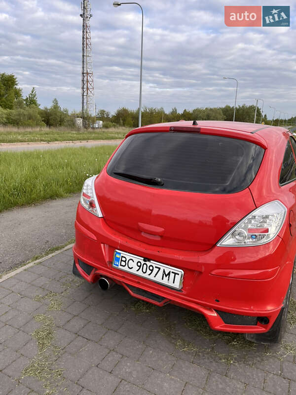 Хэтчбек Opel Corsa 2009 в Львове