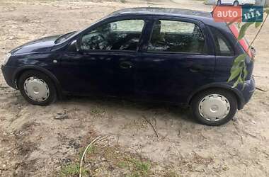 Хетчбек Opel Corsa 2003 в 