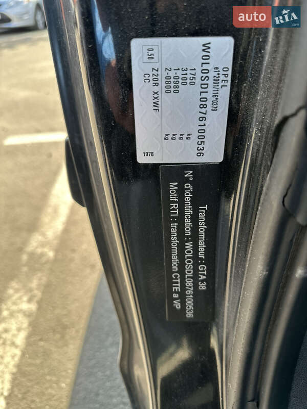 Хэтчбек Opel Corsa 2007 в 