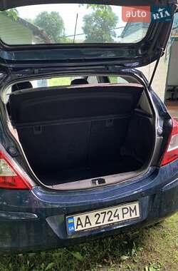 Хетчбек Opel Corsa 2013 в 