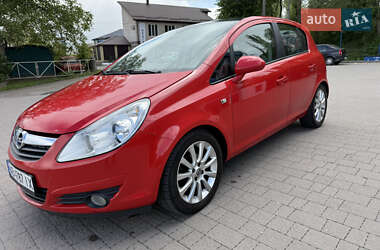 Хэтчбек Opel Corsa 2008 в 